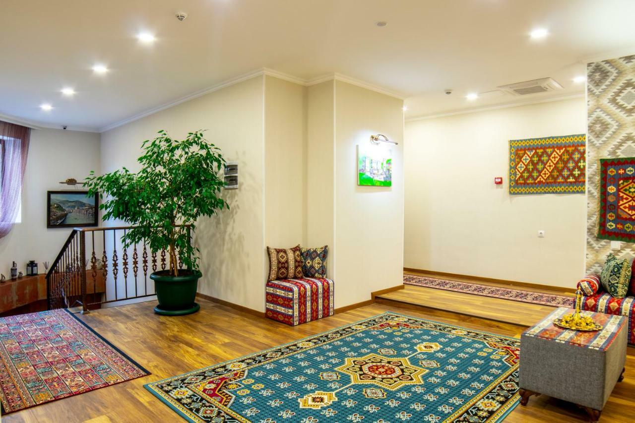 Irmisa Hotel Tbilisi Eksteriør billede