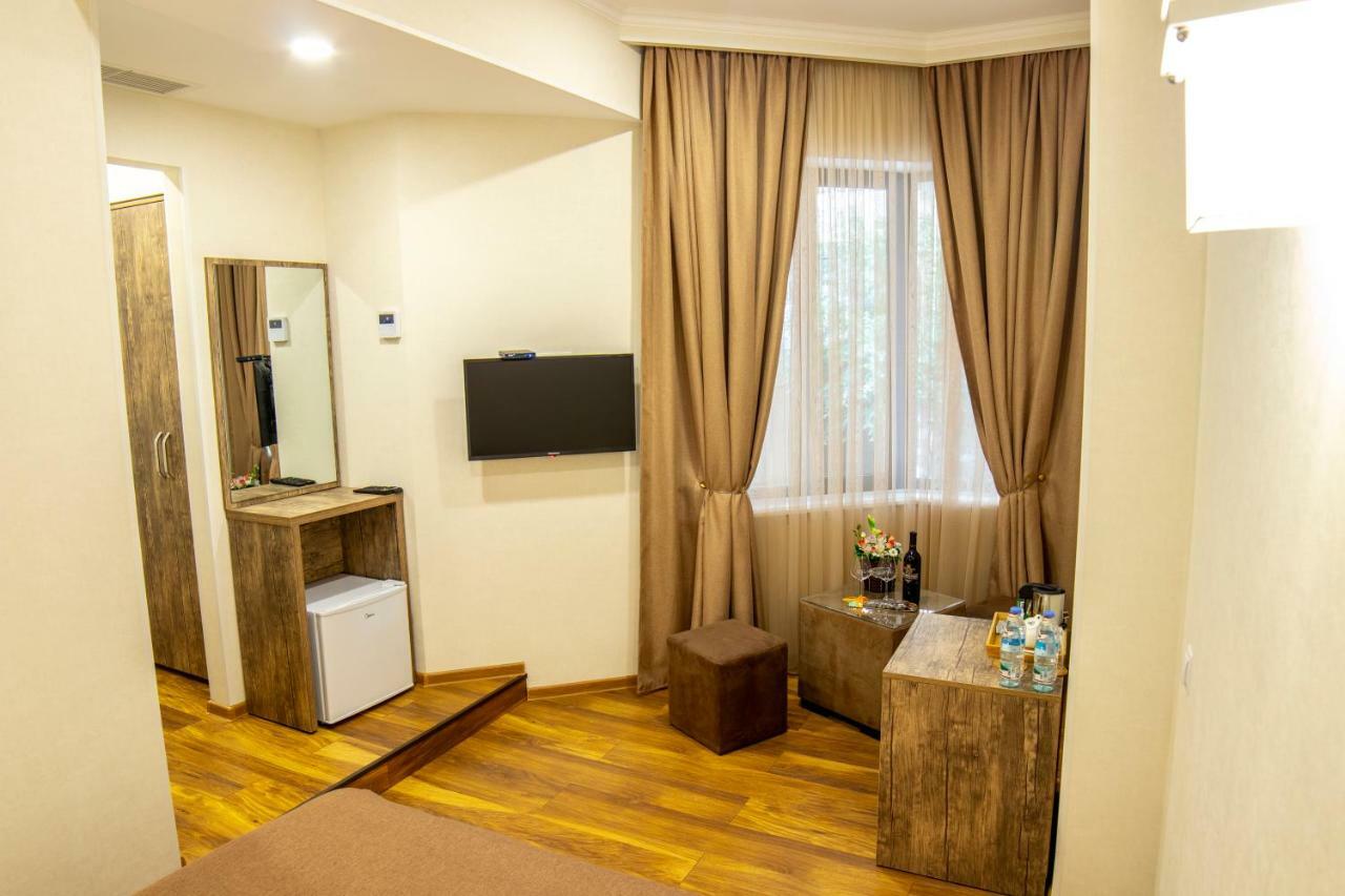 Irmisa Hotel Tbilisi Eksteriør billede